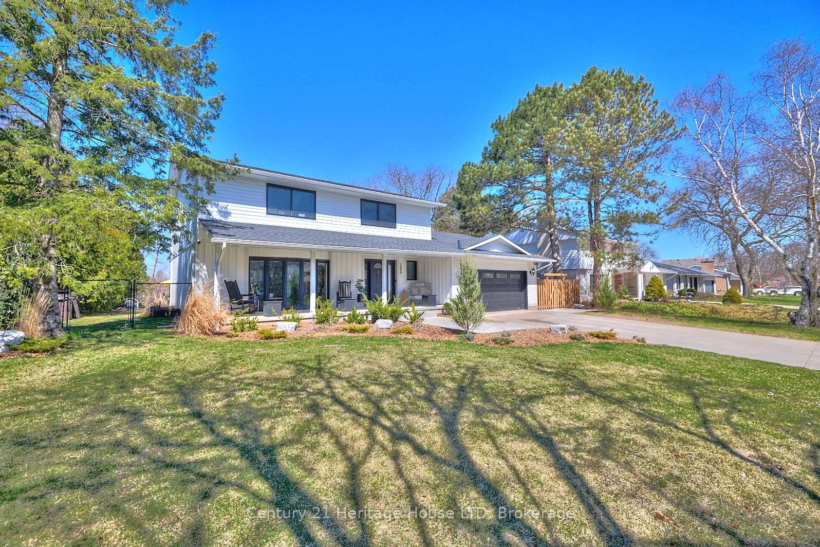Photo 3 of 266 Riverview Boulevard, St. Catharines, Glendale/Glenridge — HOMEH