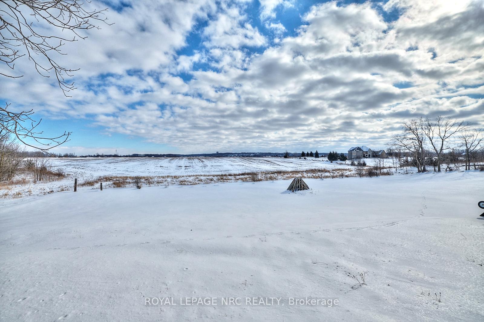 Photo 7 of 2638 Fifth Street, St. Catharines, Rural Fourth — HOMEH