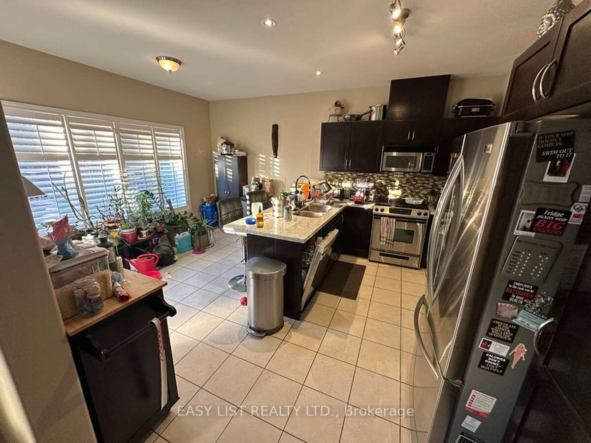 Photo 2 of 80 Great Oak Trail, Hamilton, Binbrook — HOMEH