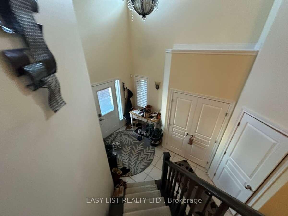 Photo 14 of 80 Great Oak Trail, Hamilton, Binbrook — HOMEH