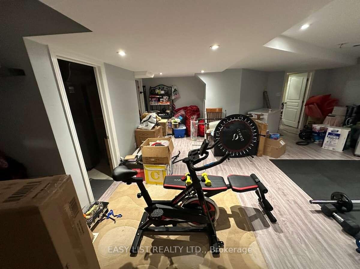Photo 16 of 80 Great Oak Trail, Hamilton, Binbrook — HOMEH