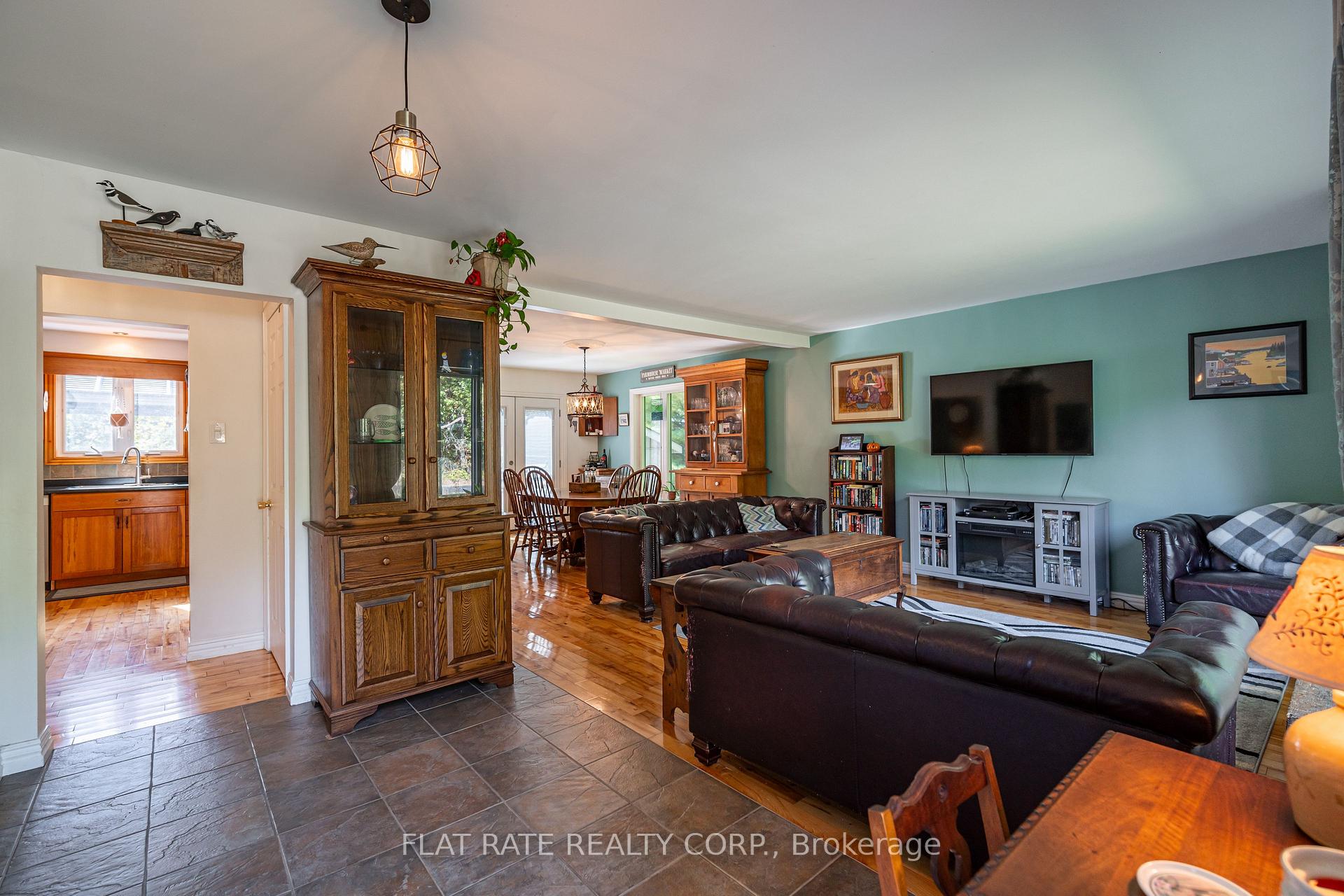 Photo 6 of 347 Birchview Road, Douro-Dummer — HOMEH