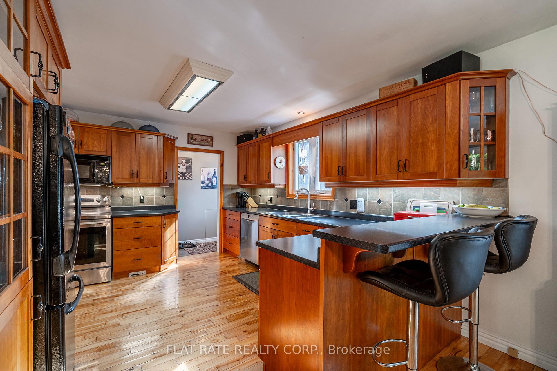 Photo 13 of 347 Birchview Road, Douro-Dummer — HOMEH