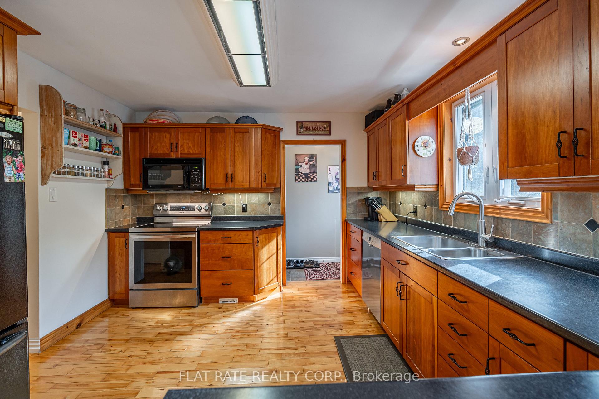 Photo 14 of 347 Birchview Road, Douro-Dummer — HOMEH
