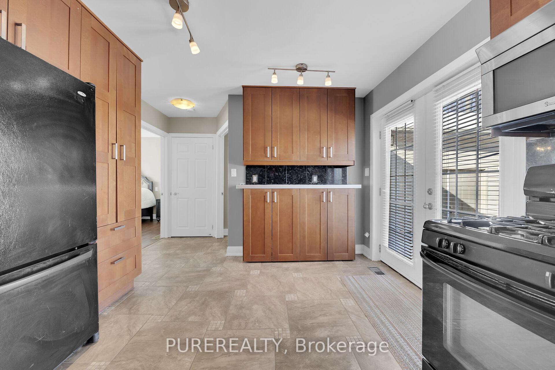 Photo 19 of 7 Byrne Boulevard, St. Catharines, Glendale/Glenridge — HOMEH