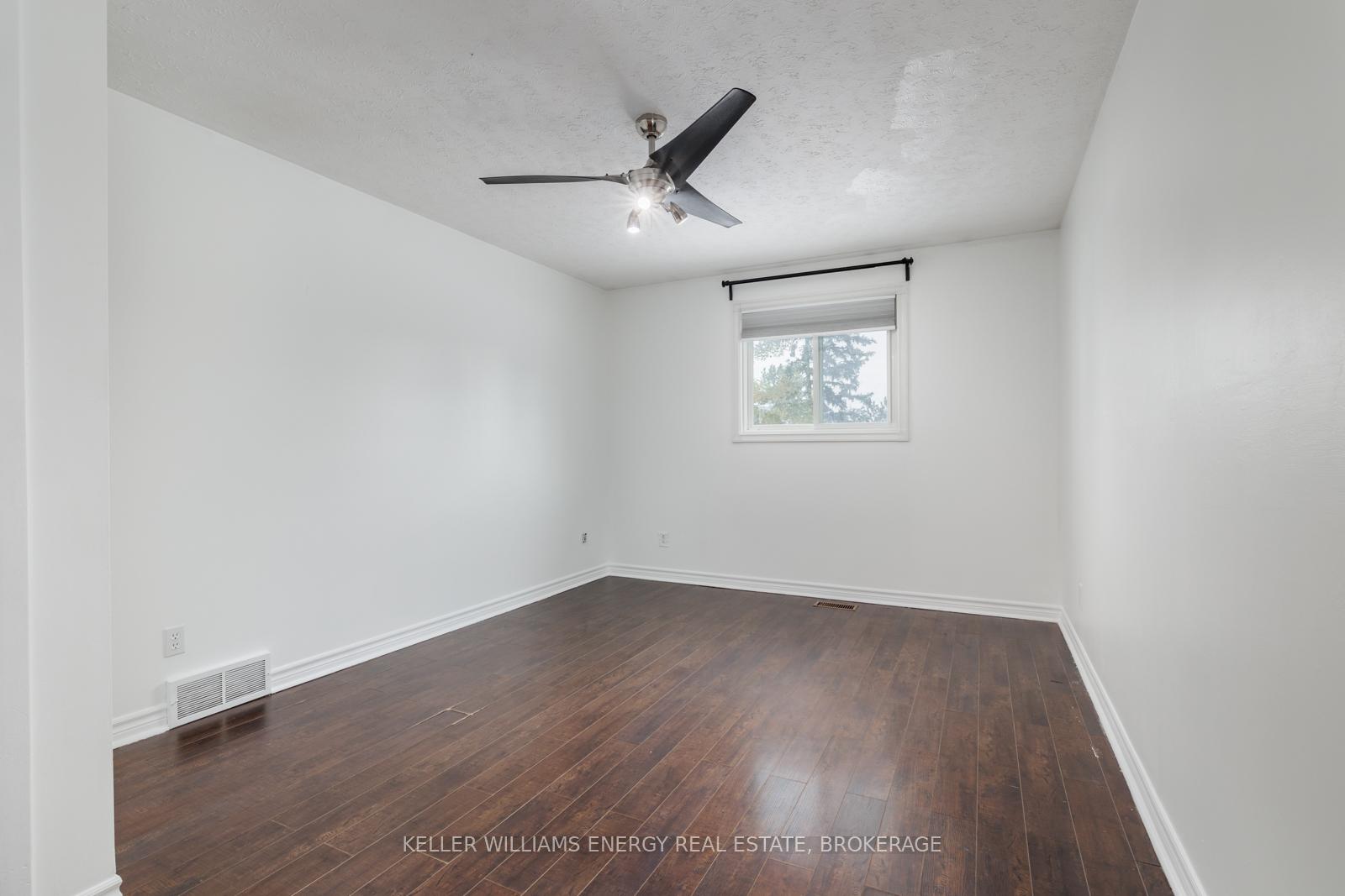 Photo 20 of 62 Autumn Place, St. Catharines, Secord Woods — HOMEH