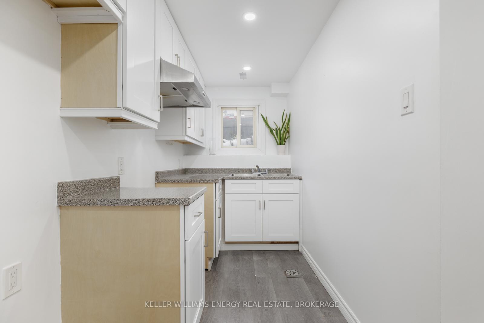 Photo 65 of 62 Autumn Place, St. Catharines, Secord Woods — HOMEH