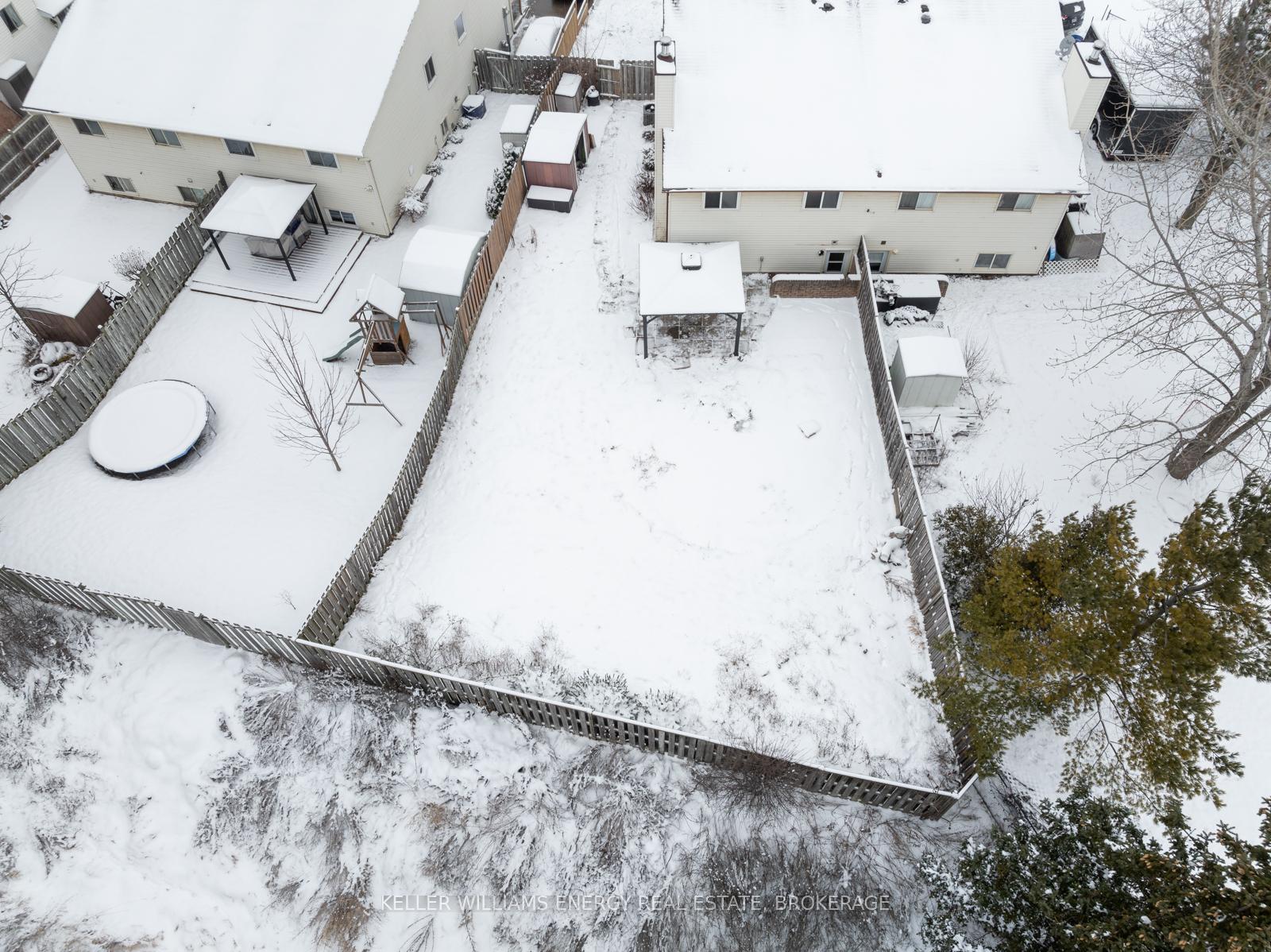 Photo 57 of 62 Autumn Place, St. Catharines, Secord Woods — HOMEH