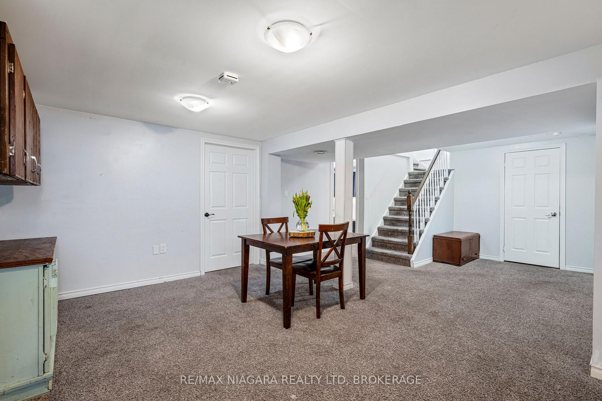 Photo 16 of 25 Dunkeld Avenue, St. Catharines, Carlton/Bunting — HOMEH