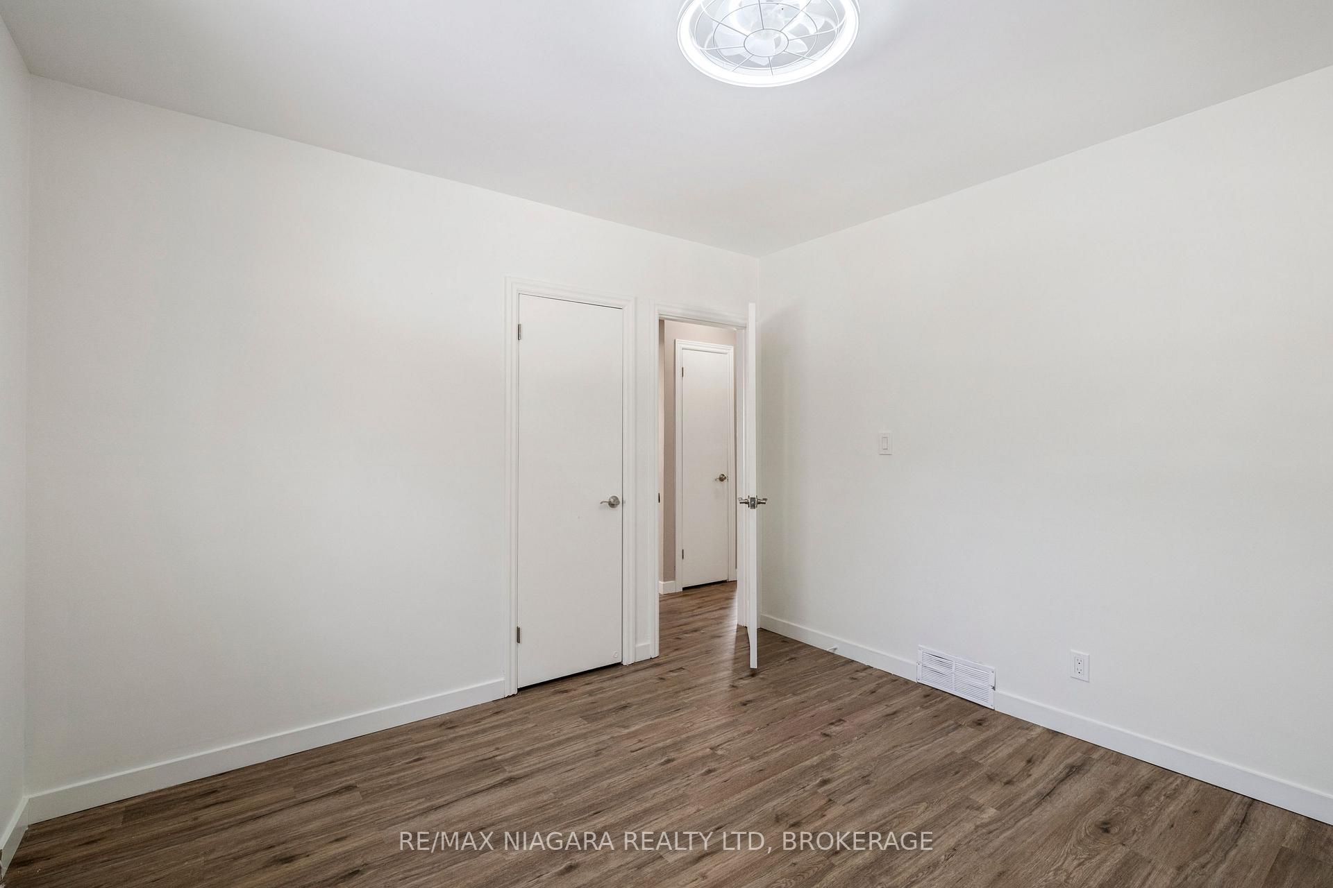 Photo 21 of 25 Dunkeld Avenue, St. Catharines, Carlton/Bunting — HOMEH