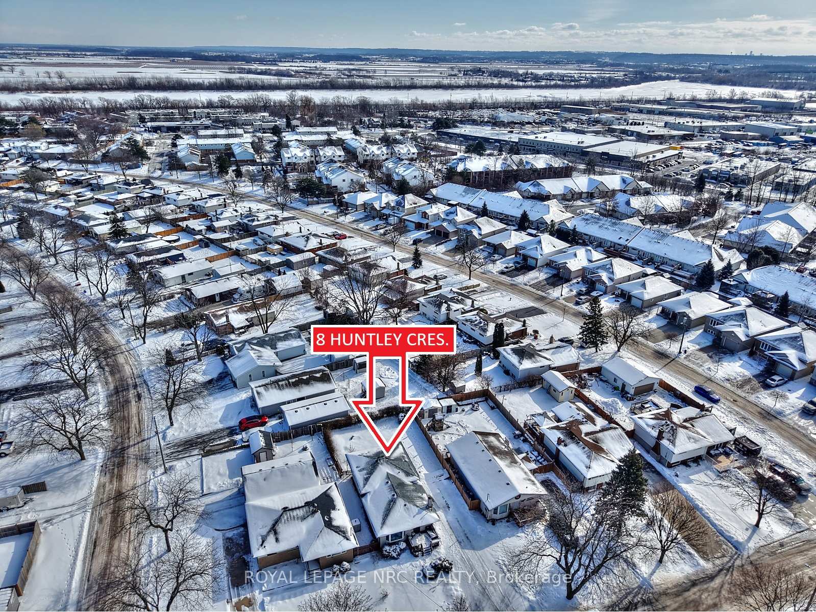 Photo 1 of 8 Huntley Crescent, St. Catharines, Carlton/Bunting — HOMEH