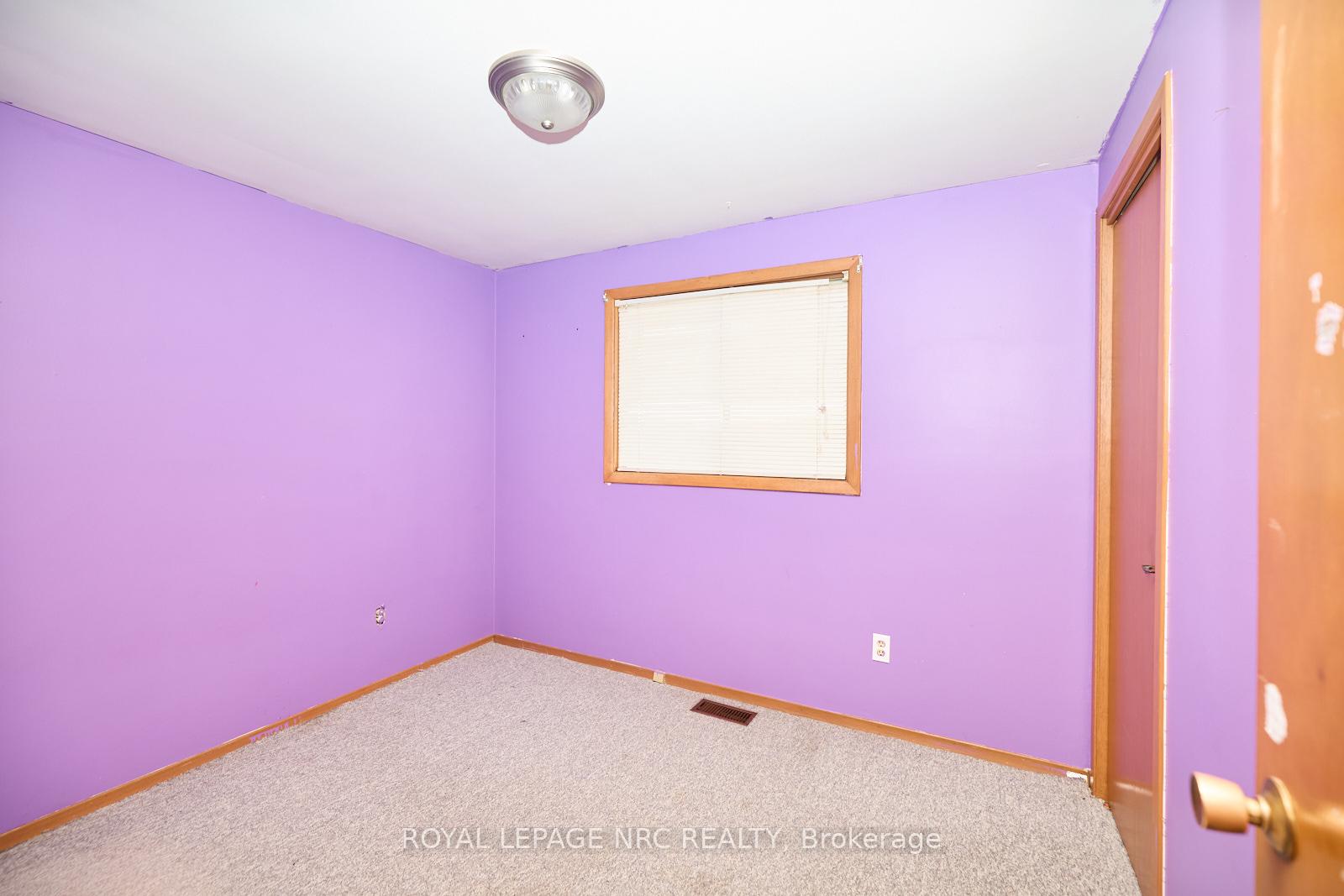 Photo 12 of 8 Huntley Crescent, St. Catharines, Carlton/Bunting — HOMEH