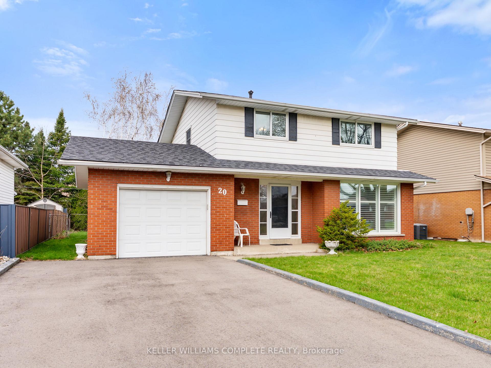 Photo 3 of 20 Ramsgate Drive, Hamilton, Stoney Creek — HOMEH