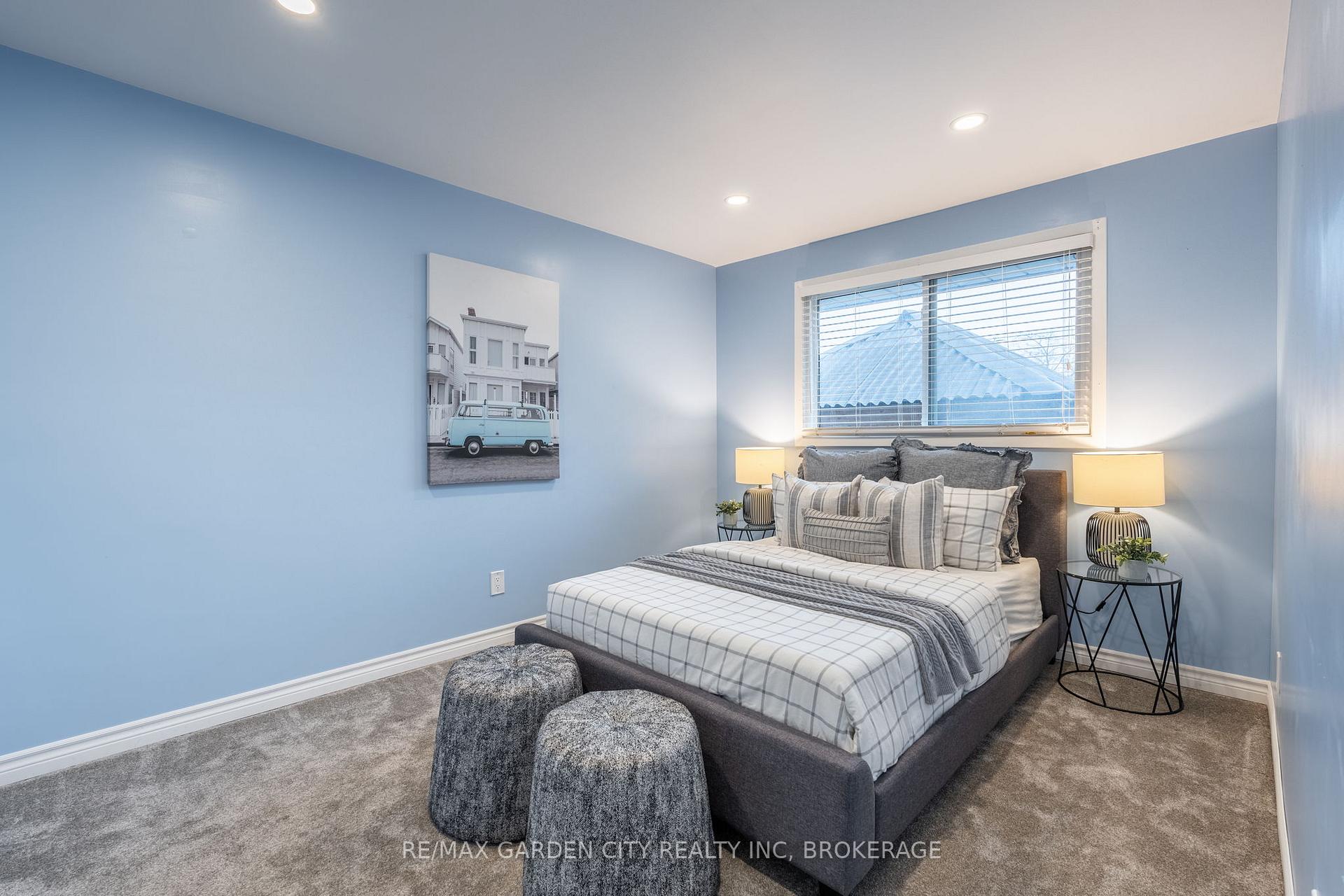 Photo 13 of 29 Southdale Drive, St. Catharines, Vine/Linwell — HOMEH