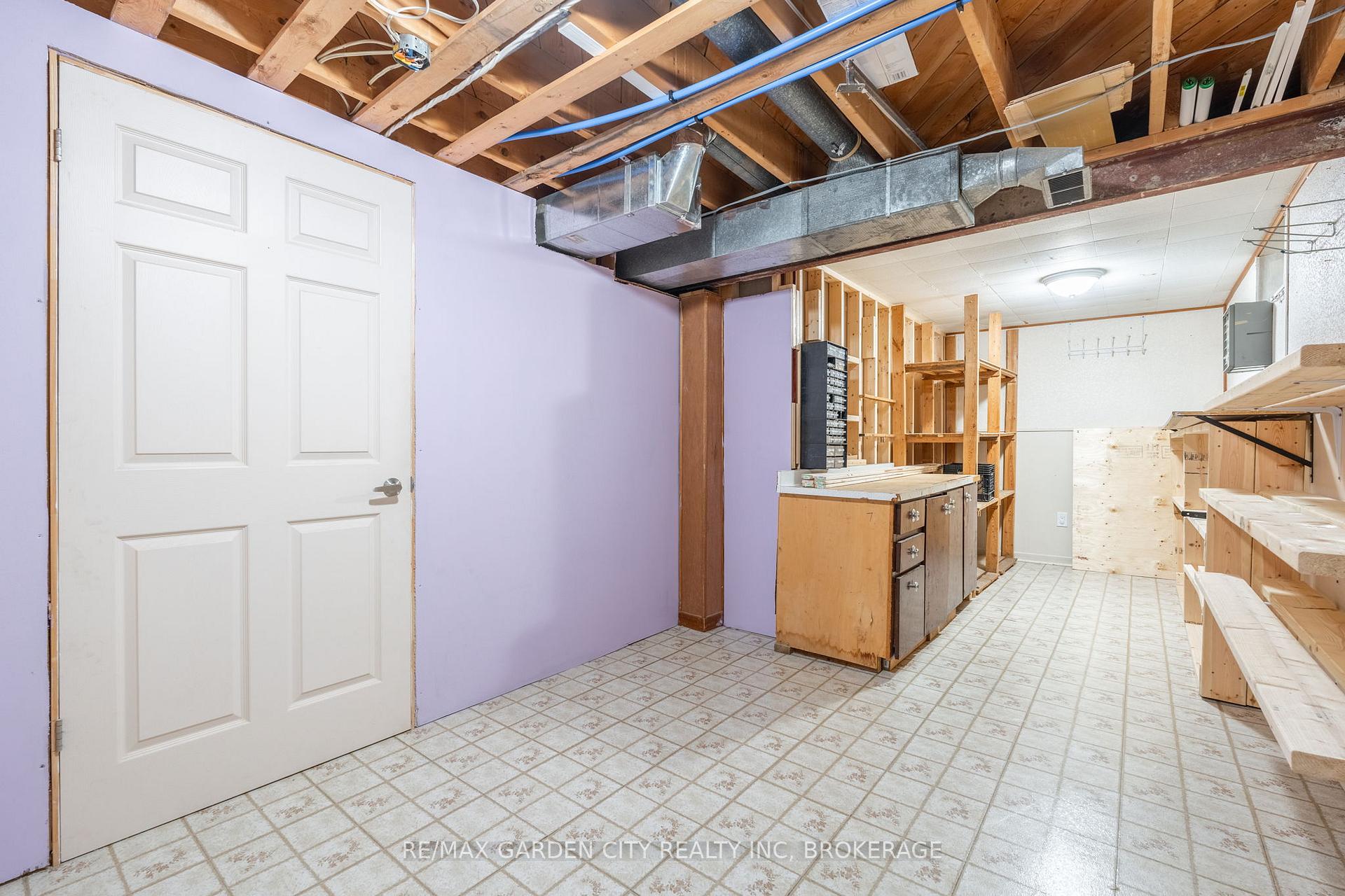 Photo 20 of 29 Southdale Drive, St. Catharines, Vine/Linwell — HOMEH