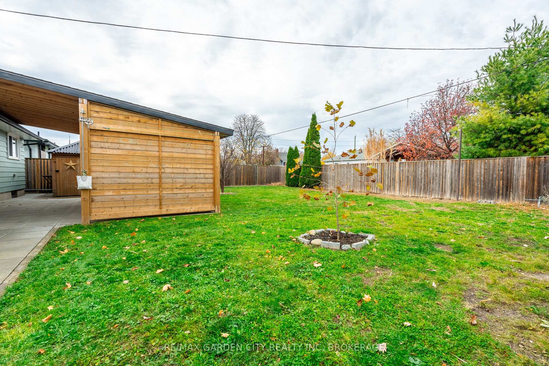 Photo 29 of 29 Southdale Drive, St. Catharines, Vine/Linwell — HOMEH