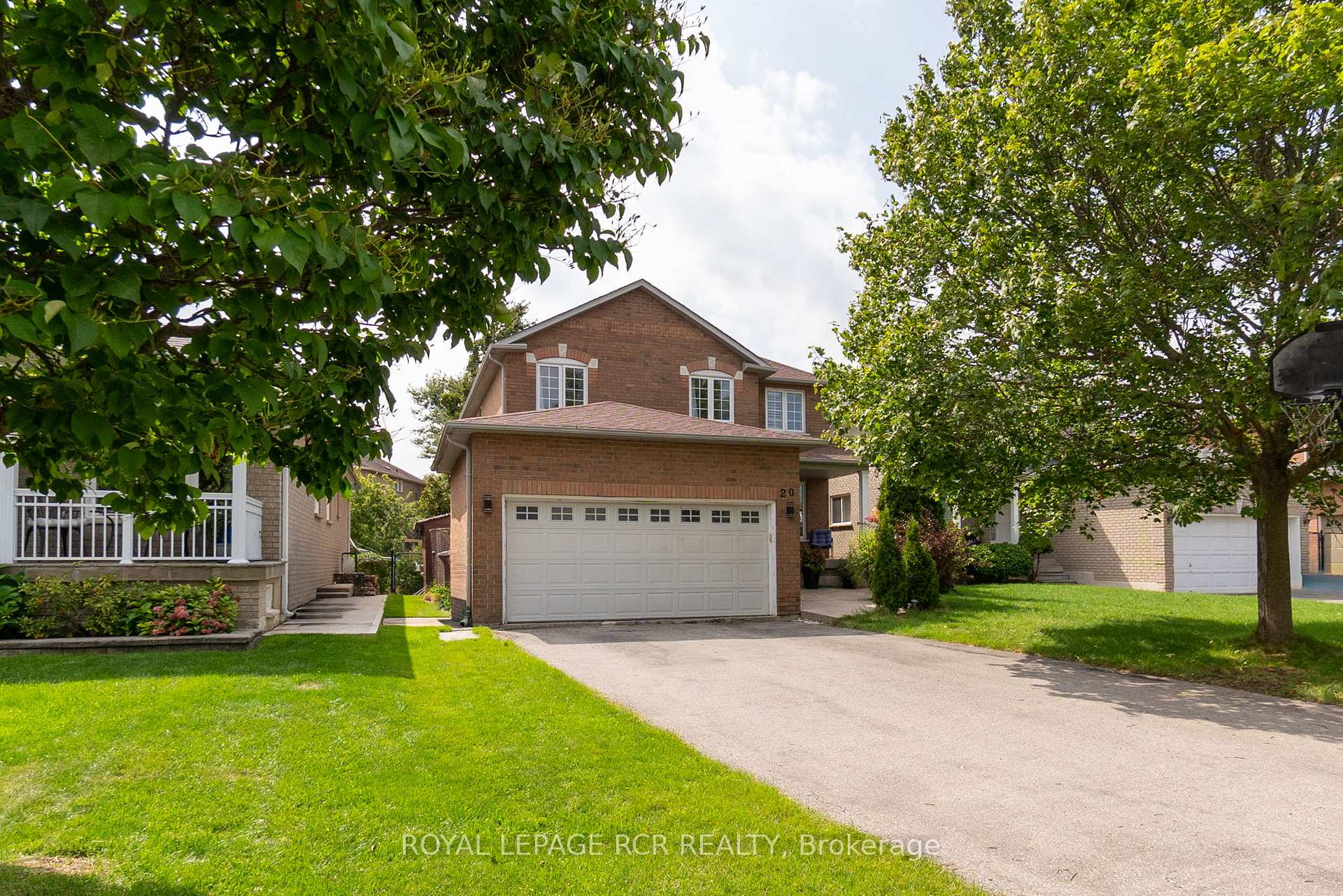 Photo 1 of 20 Marnet Court, Caledon, Bolton East — HOMEH