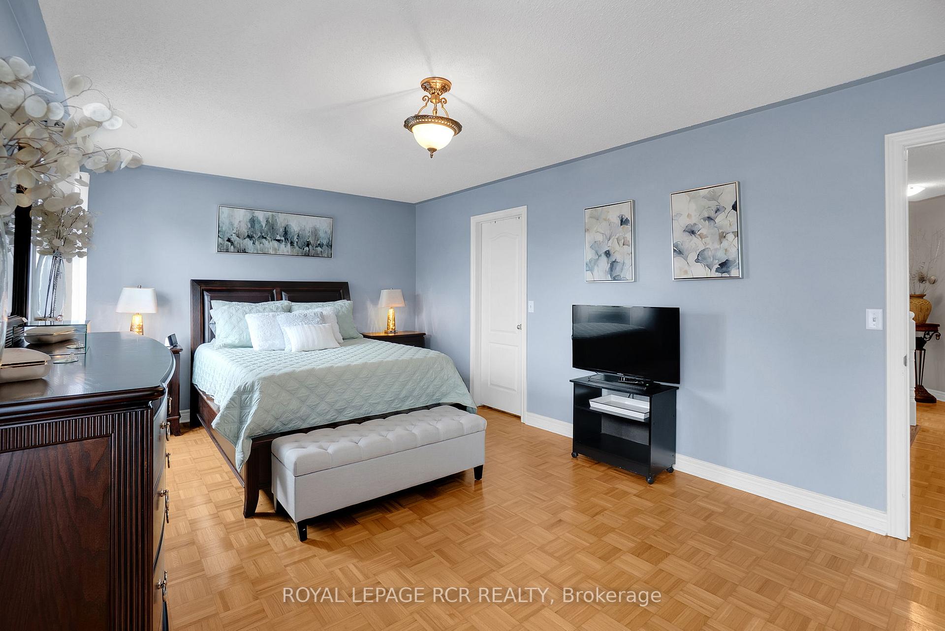 Photo 21 of 20 Marnet Court, Caledon, Bolton East — HOMEH