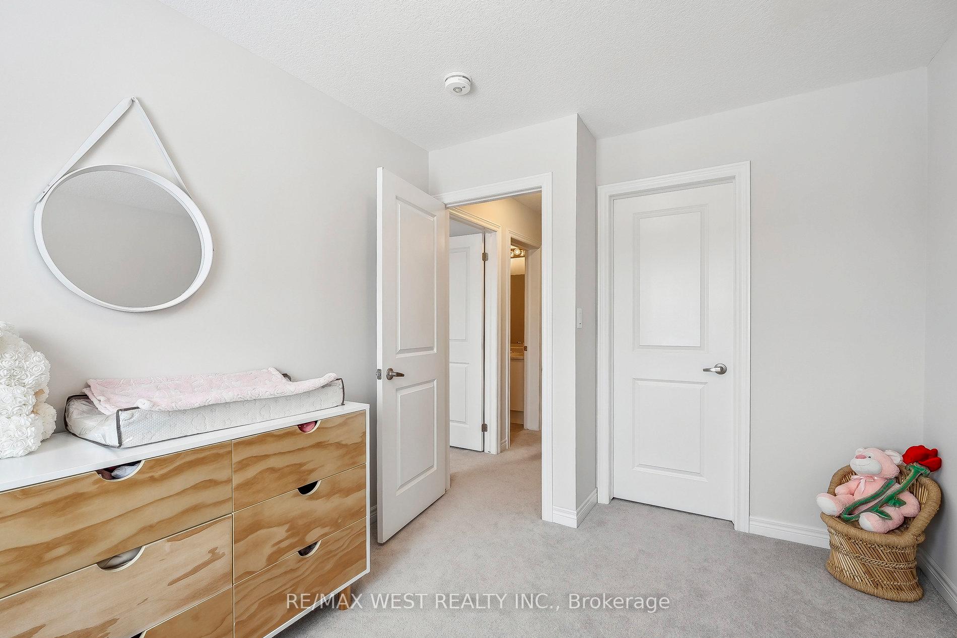 Photo 18 of 89 Pinot Crescent, Hamilton, Stoney Creek — HOMEH