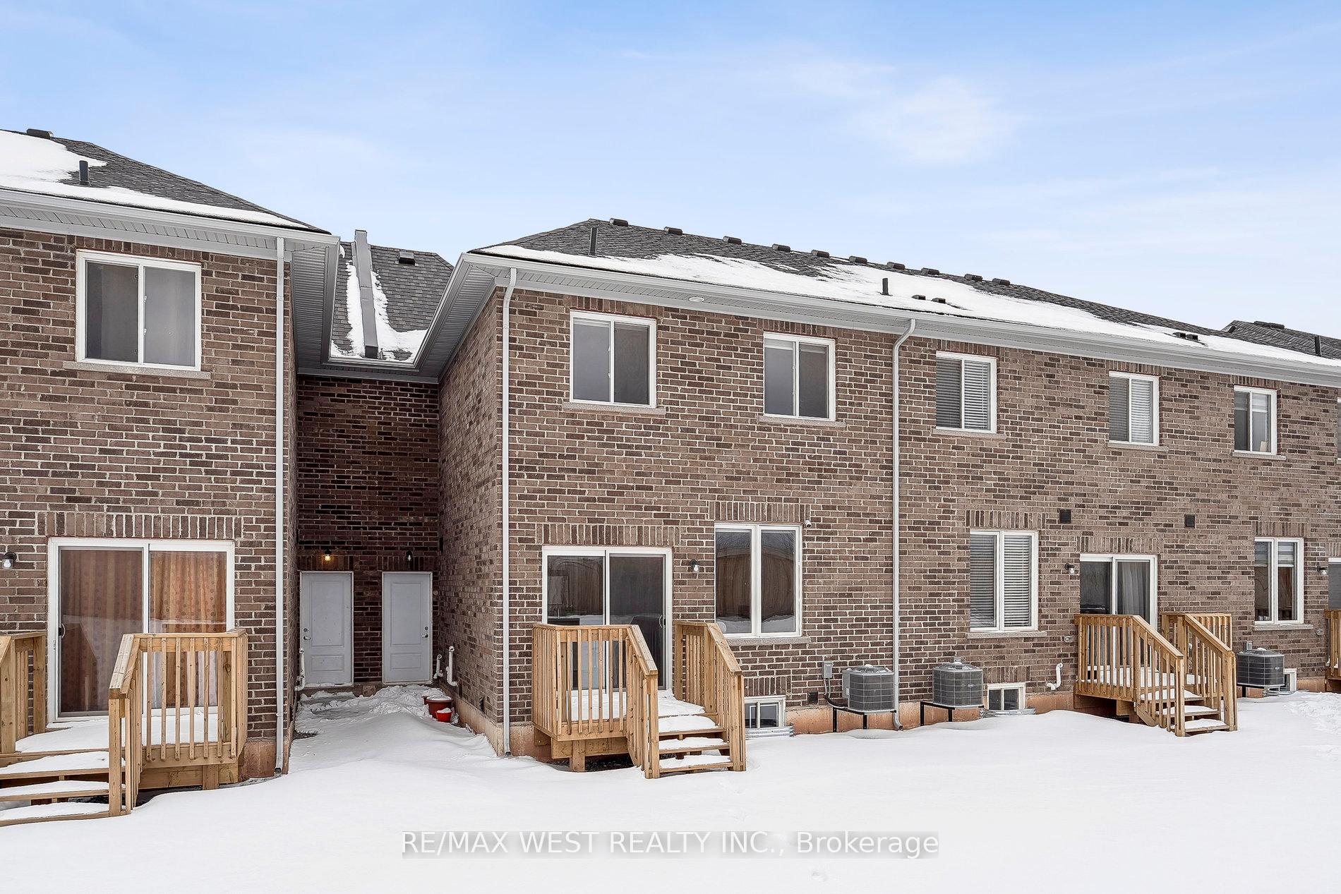 Photo 24 of 89 Pinot Crescent, Hamilton, Stoney Creek — HOMEH