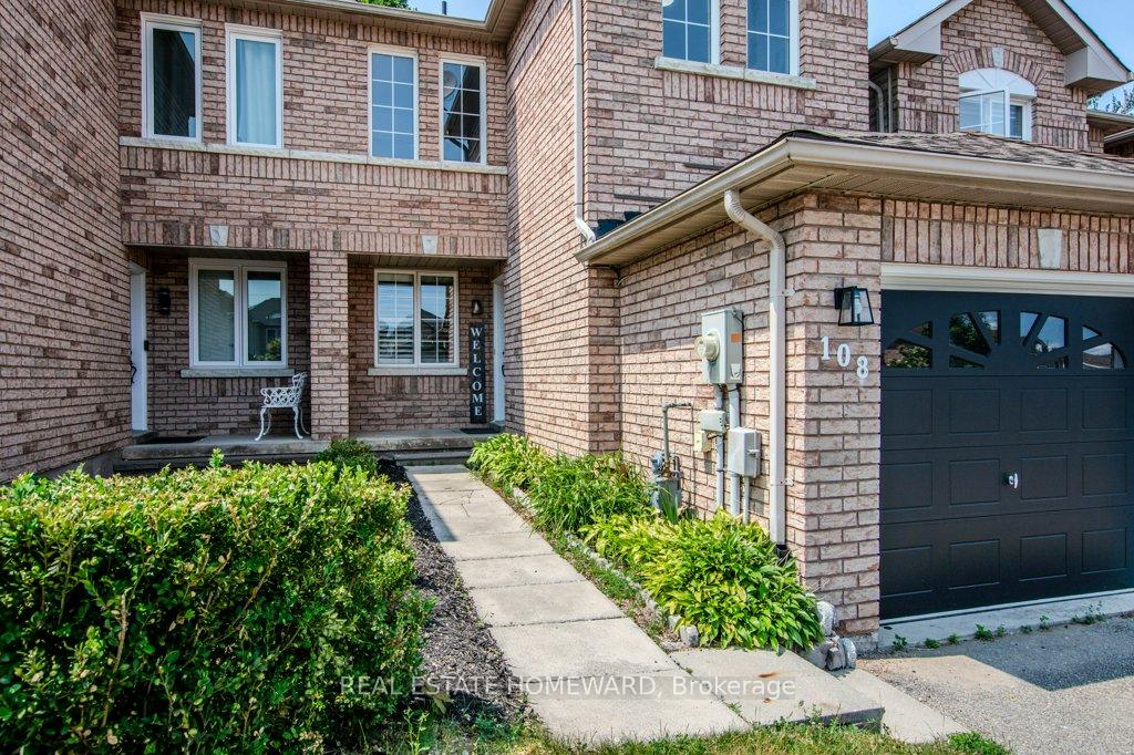Photo 4 of 108 Hawthorne Crescent, Barrie, Ardagh — HOMEH