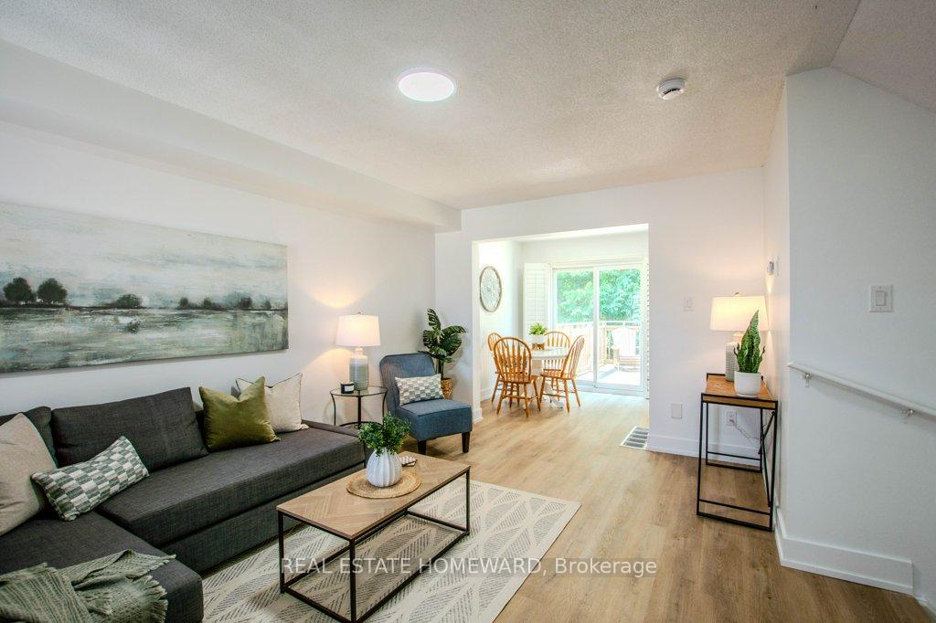 Photo 6 of 108 Hawthorne Crescent, Barrie, Ardagh — HOMEH