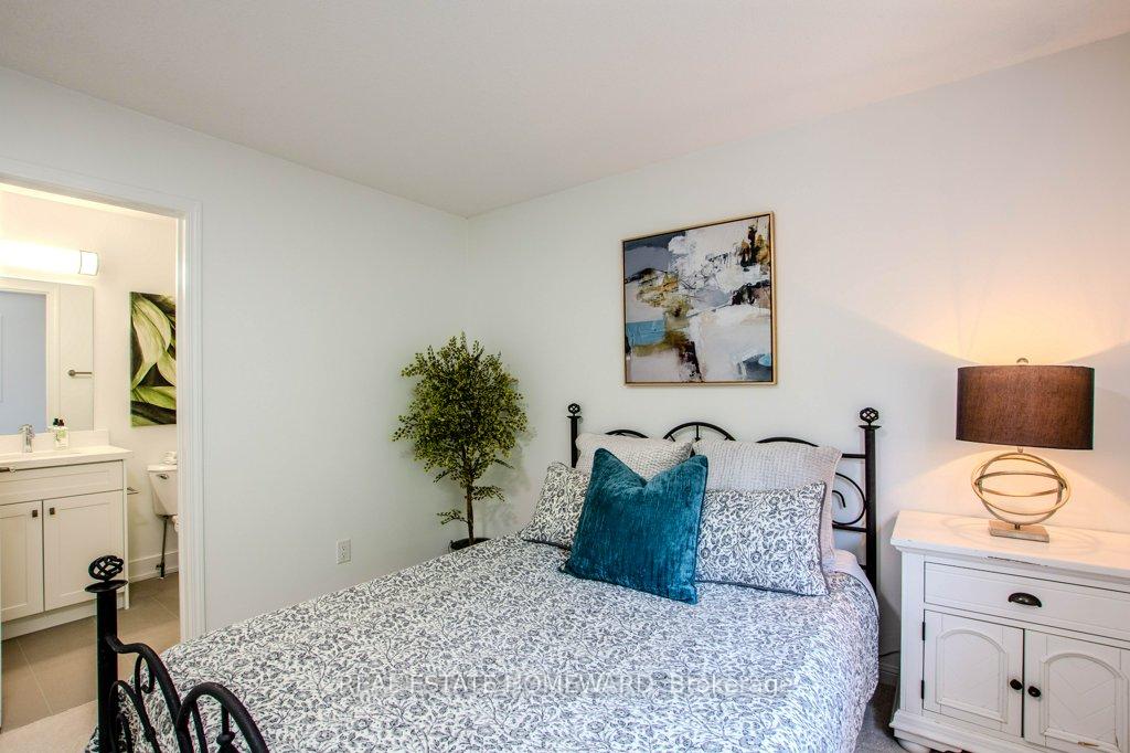 Photo 16 of 108 Hawthorne Crescent, Barrie, Ardagh — HOMEH