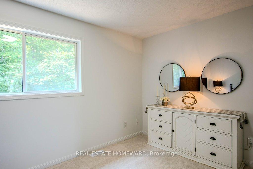 Photo 17 of 108 Hawthorne Crescent, Barrie, Ardagh — HOMEH