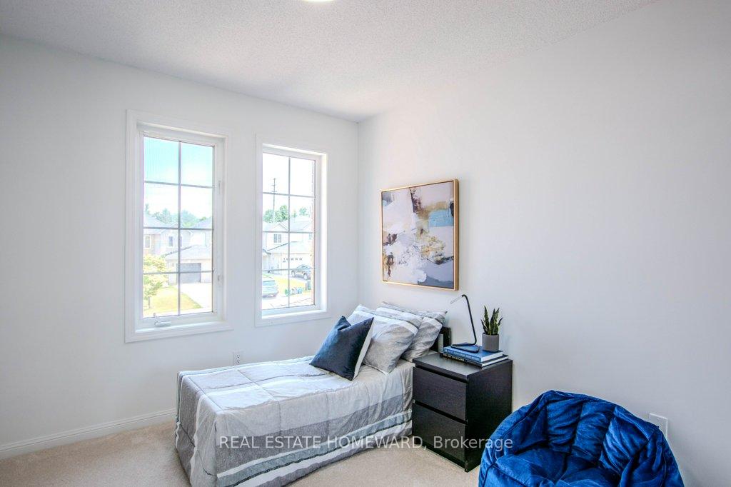 Photo 21 of 108 Hawthorne Crescent, Barrie, Ardagh — HOMEH