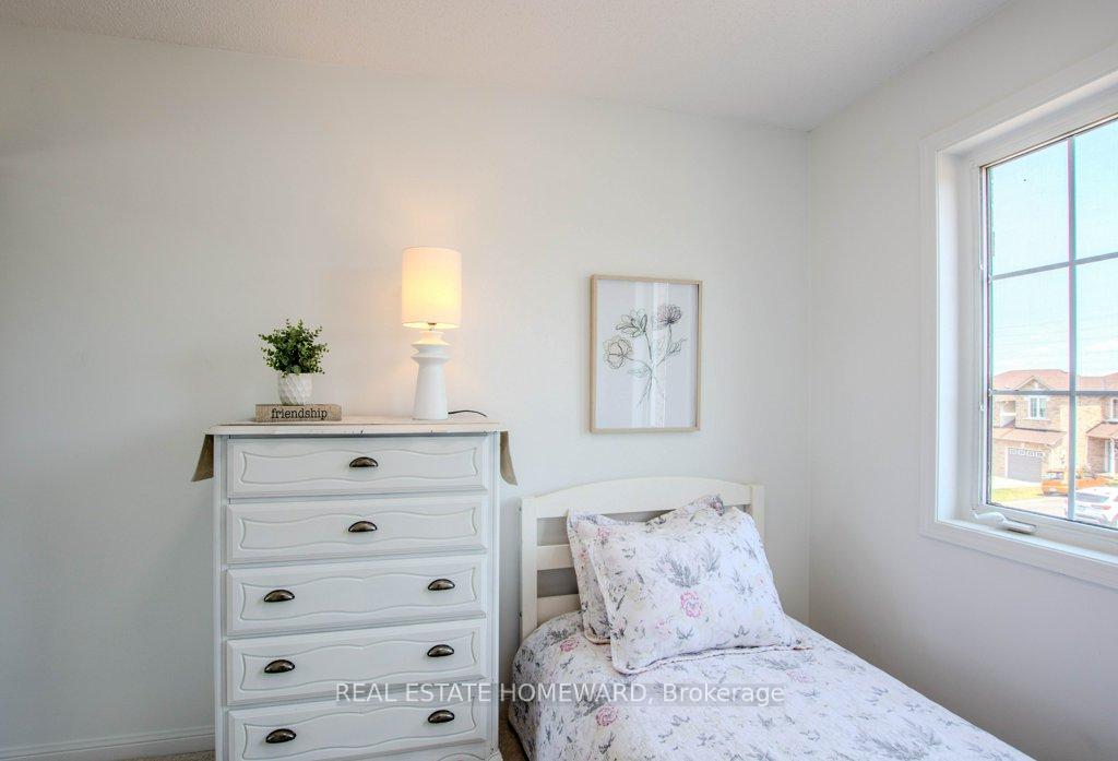 Photo 23 of 108 Hawthorne Crescent, Barrie, Ardagh — HOMEH