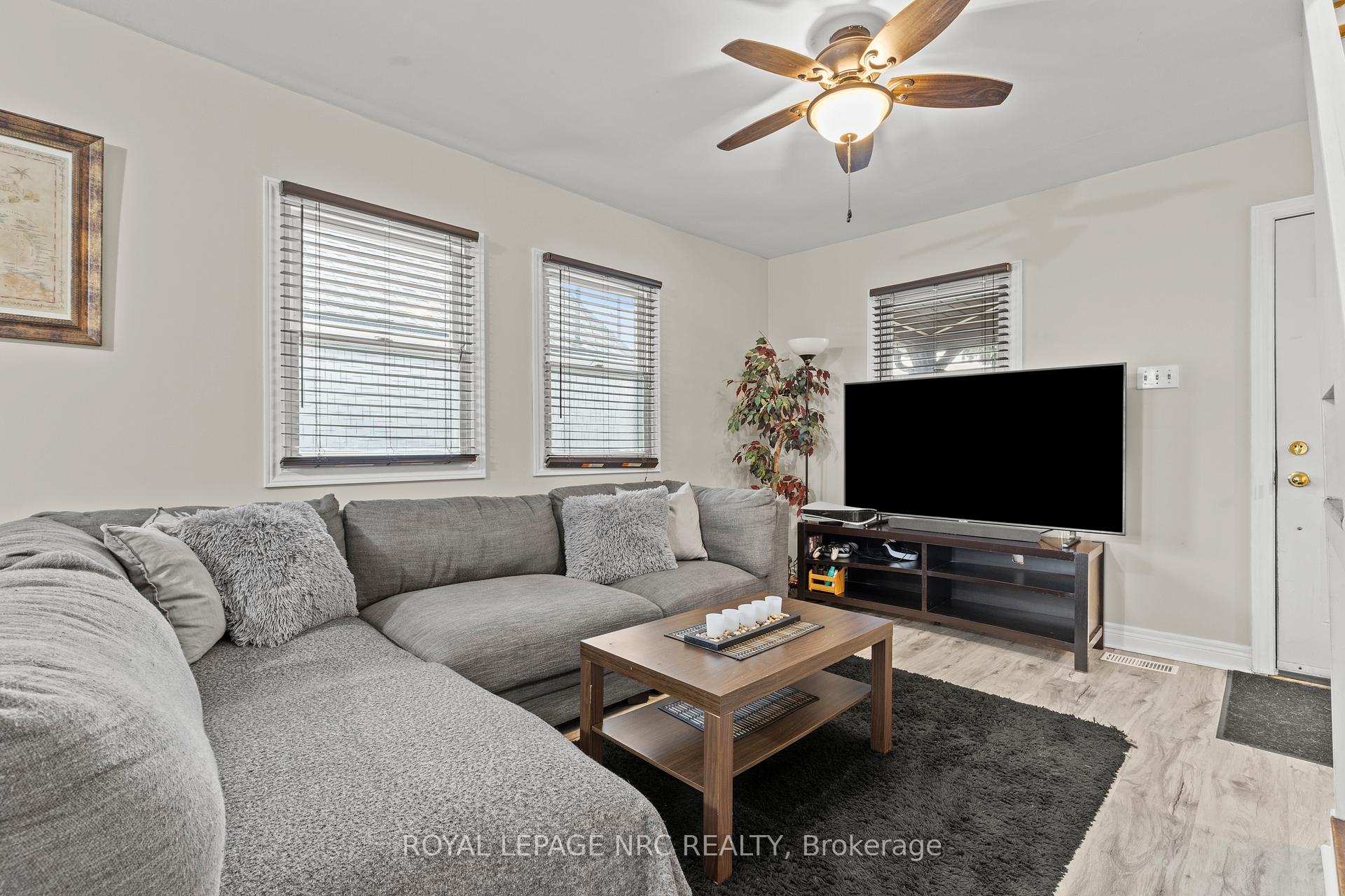 Photo 9 of 7 Marlborough Avenue, St. Catharines, Facer — HOMEH
