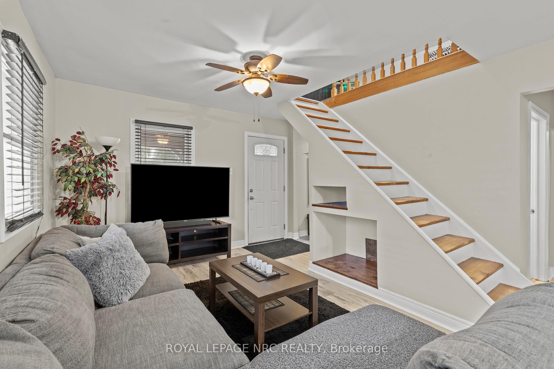 Photo 10 of 7 Marlborough Avenue, St. Catharines, Facer — HOMEH