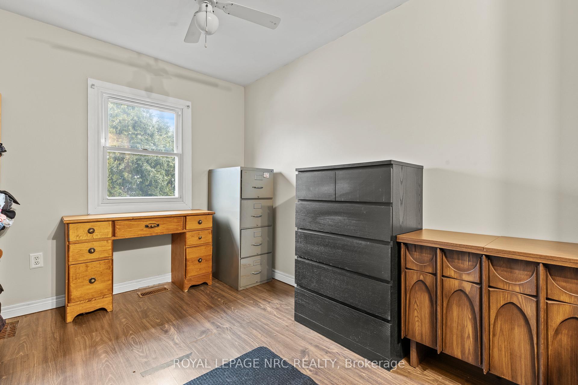 Photo 23 of 7 Marlborough Avenue, St. Catharines, Facer — HOMEH