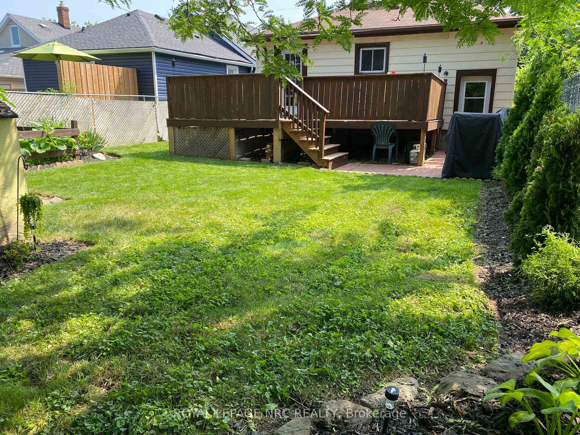 Photo 37 of 7 Marlborough Avenue, St. Catharines, Facer — HOMEH