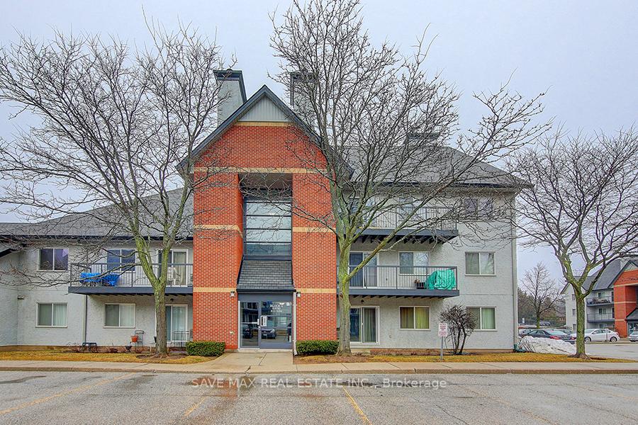 Front of Unit 414, 1450 Glen Abbey Gate
