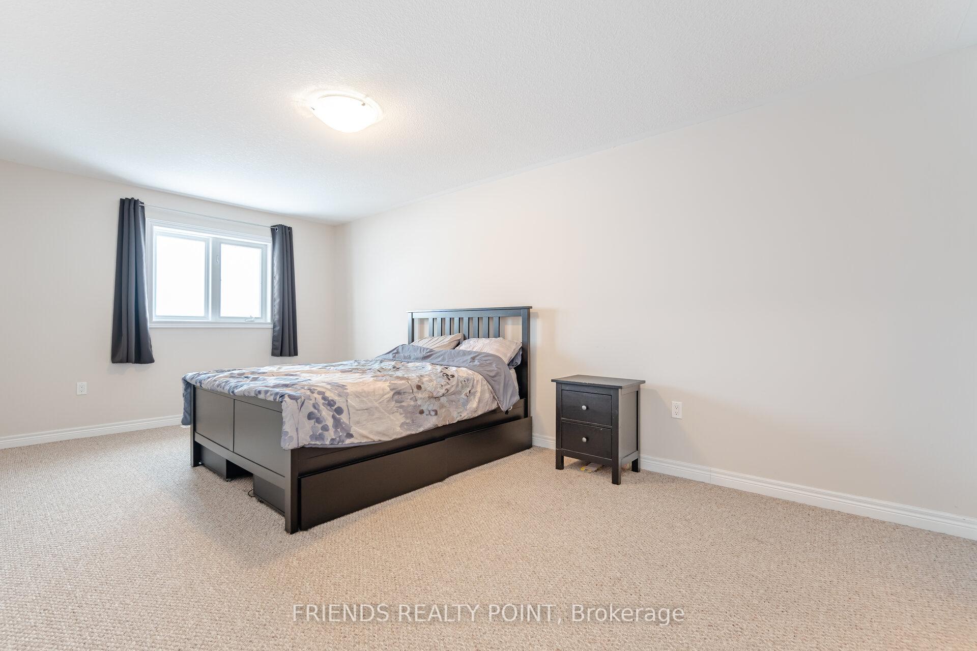 Photo 21 of 14 Bonhill Boulevard, Hamilton, Hannon — HOMEH