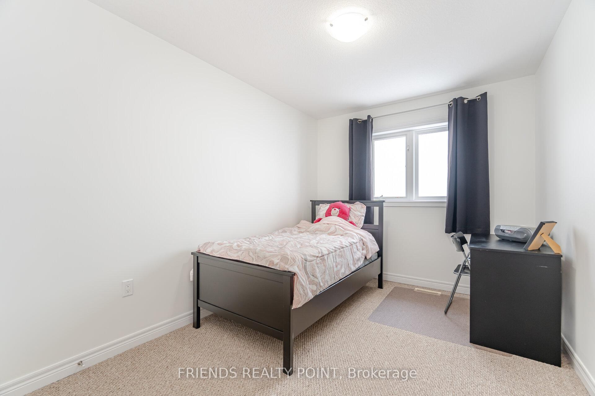 Photo 30 of 14 Bonhill Boulevard, Hamilton, Hannon — HOMEH