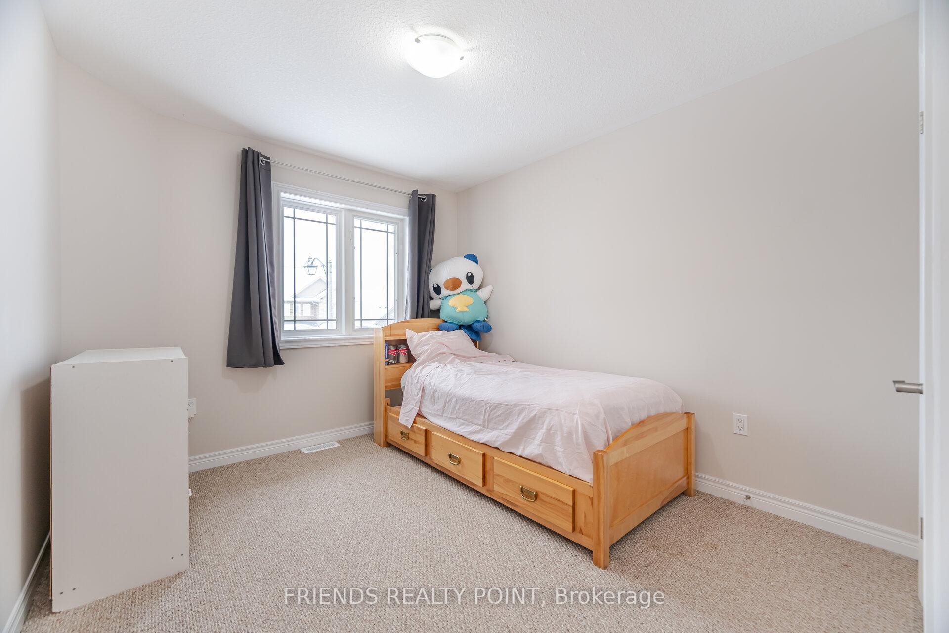 Photo 32 of 14 Bonhill Boulevard, Hamilton, Hannon — HOMEH