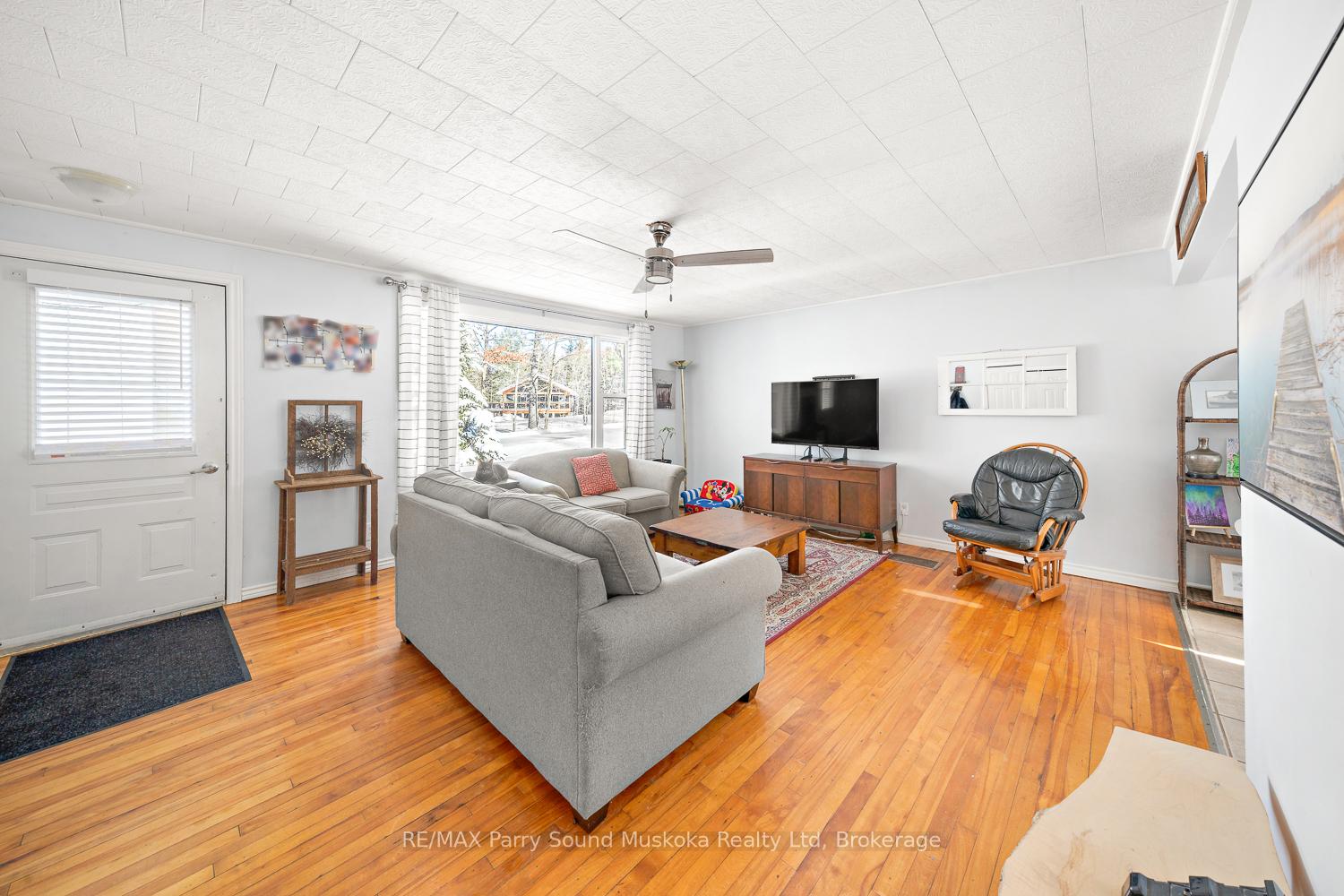 Photo 31 of 78 Hammel Avenue, McDougall — HOMEH