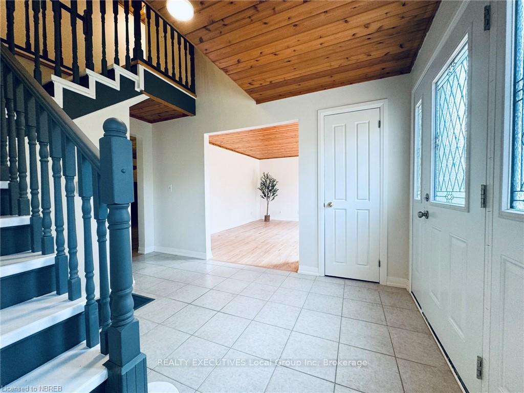 Photo 4 of 5797 Highway 17 E, Papineau-Cameron, Papineau Cameron — HOMEH