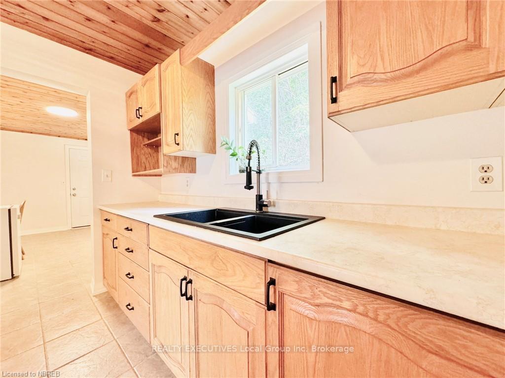Photo 11 of 5797 Highway 17 E, Papineau-Cameron, Papineau Cameron — HOMEH