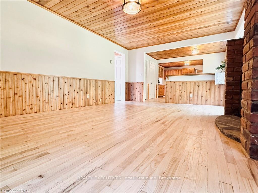Photo 17 of 5797 Highway 17 E, Papineau-Cameron, Papineau Cameron — HOMEH