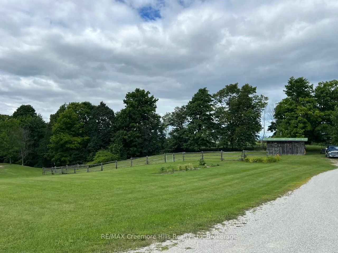 Photo 12 of 2332 Centre Line, Clearview, Rural Clearview — HOMEH