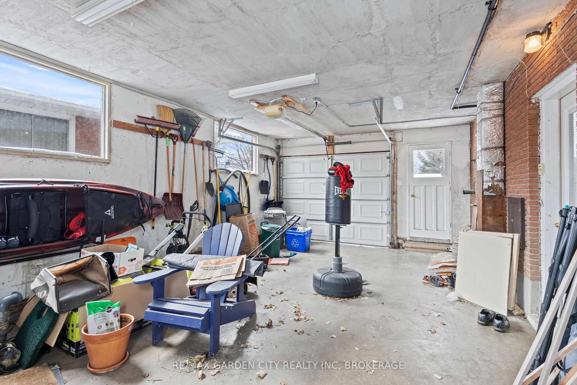 Photo 27 of 30 St. Lawrence Drive, St. Catharines, Bunting/Linwell — HOMEH