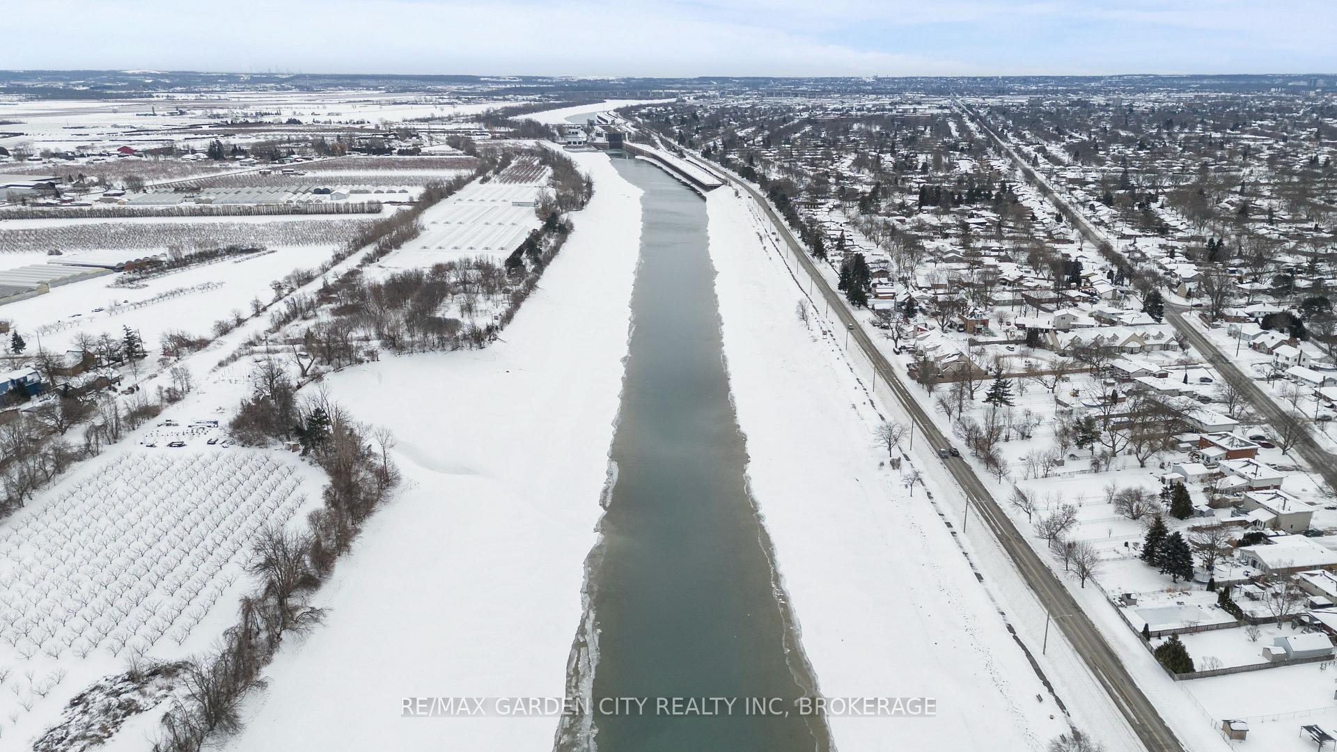 Photo 36 of 30 St. Lawrence Drive, St. Catharines, Bunting/Linwell — HOMEH