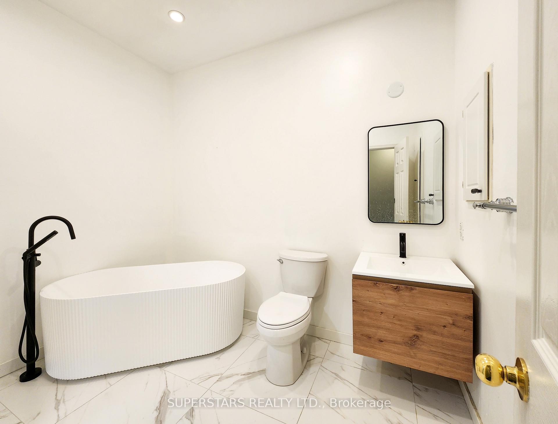 Photo 12 of Unit B206, 98 Cornell Park Avenue, Markham, Cornell — HOMEH