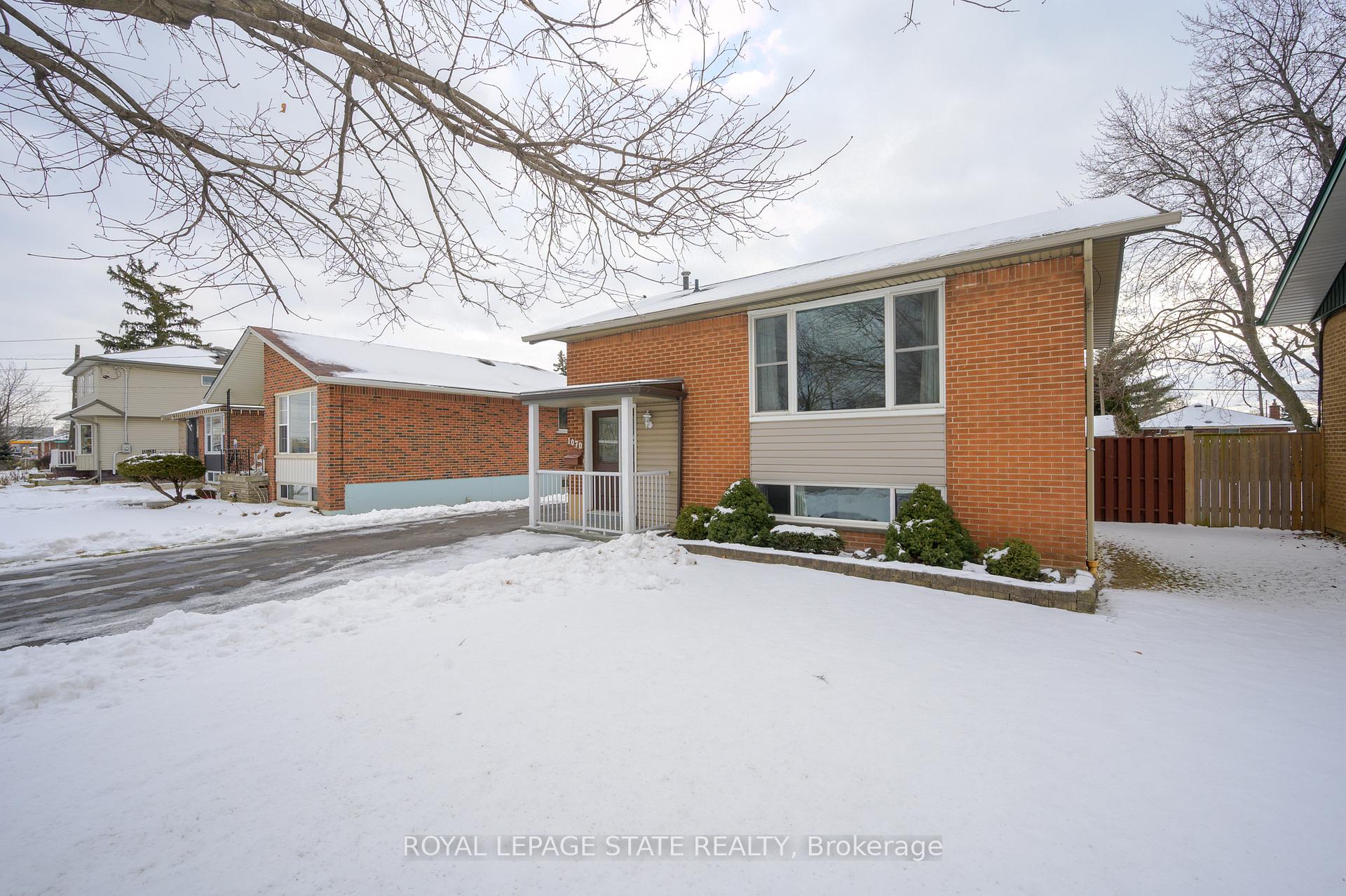 Photo 8 of 1070 Fennell Avenue E, Hamilton, Hampton Heights — HOMEH
