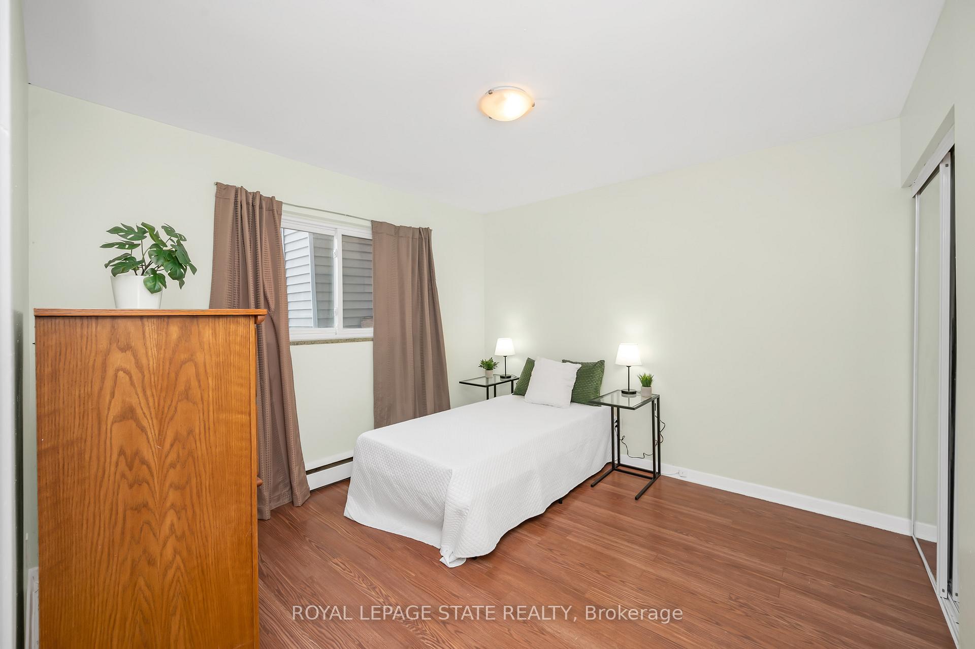 Photo 24 of 1070 Fennell Avenue E, Hamilton, Hampton Heights — HOMEH