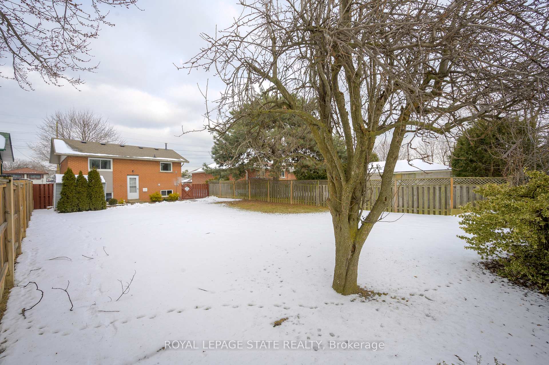 Photo 31 of 1070 Fennell Avenue E, Hamilton, Hampton Heights — HOMEH