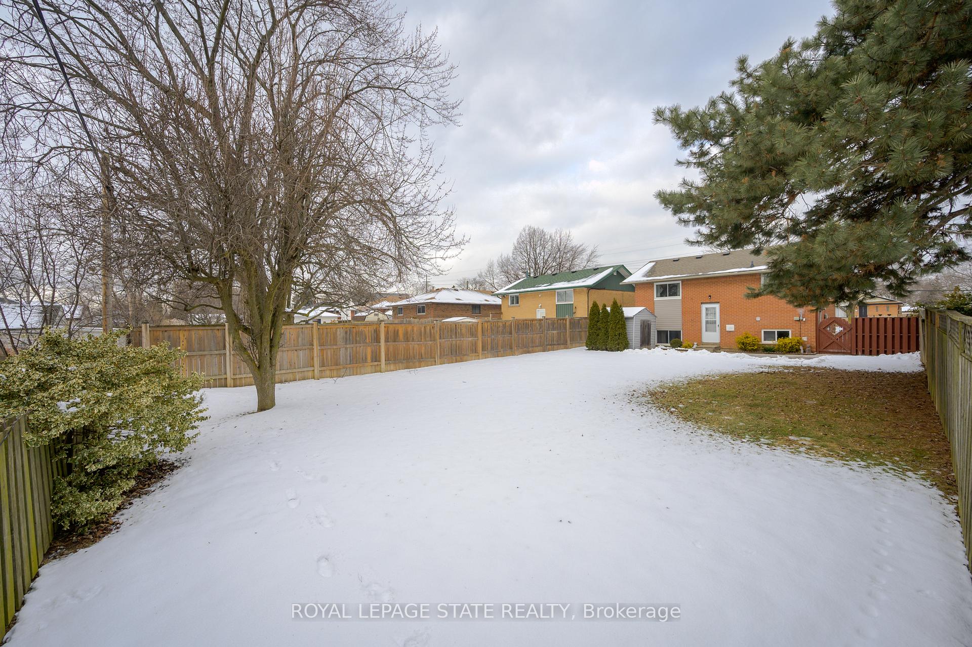 Photo 33 of 1070 Fennell Avenue E, Hamilton, Hampton Heights — HOMEH